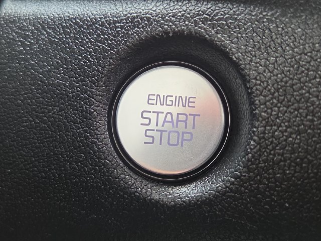 Used 2024 White Pearl Kia S image 17