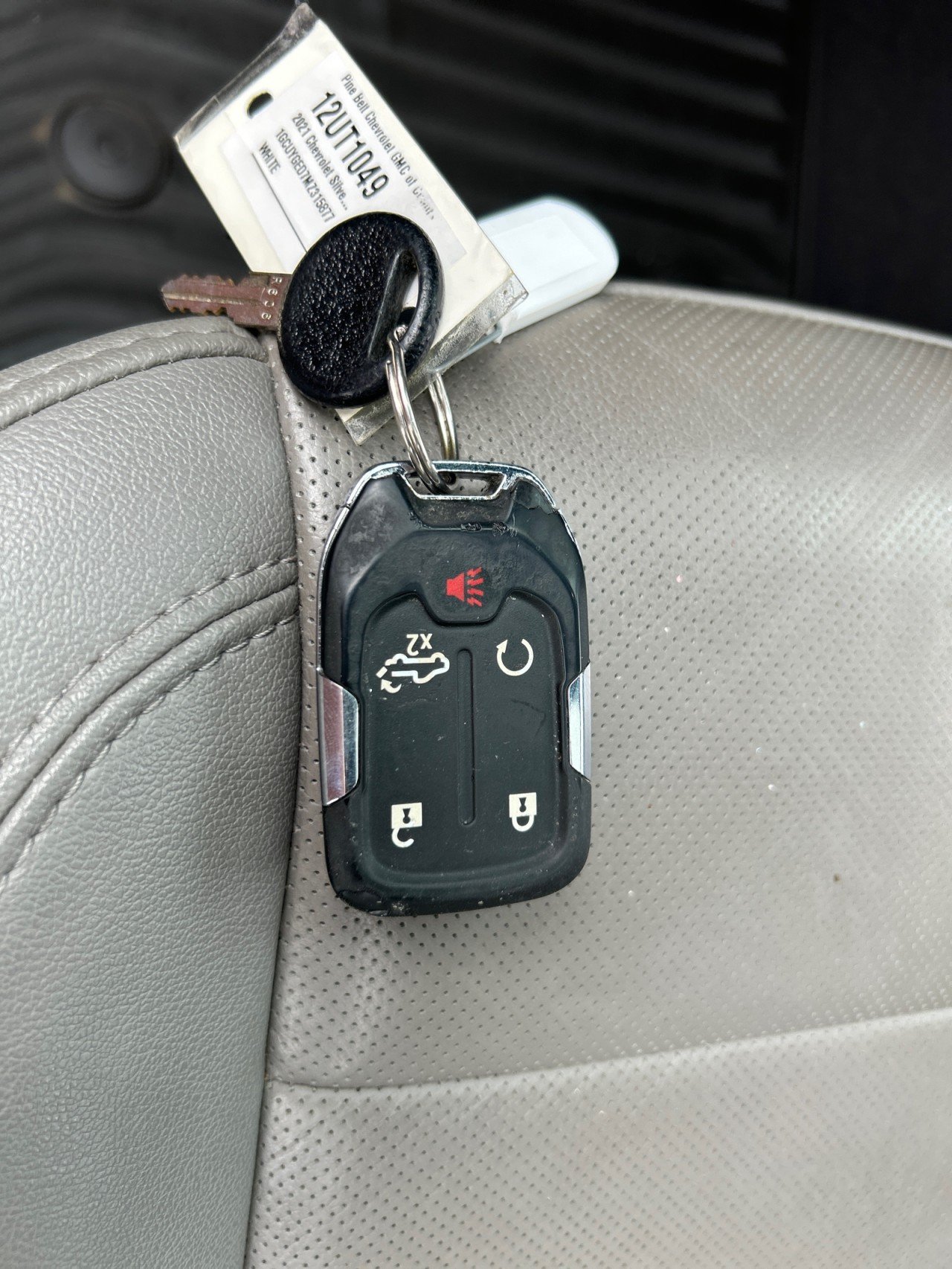 Used 2021 SUMMIT WHITE Chevrolet LTZ image 24