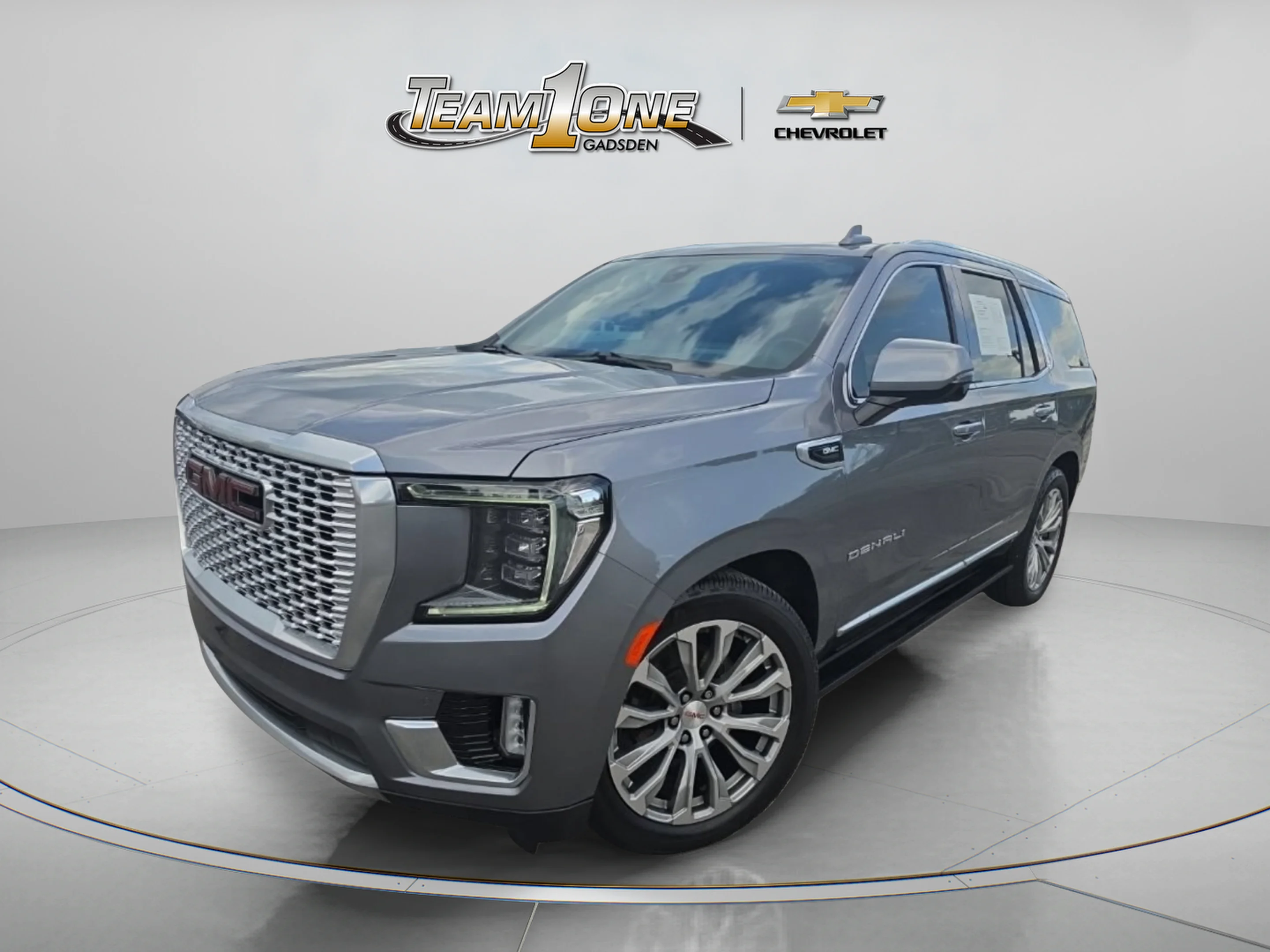 Used 2021 SATIN STEEL METALLIC GMC Denali image 3