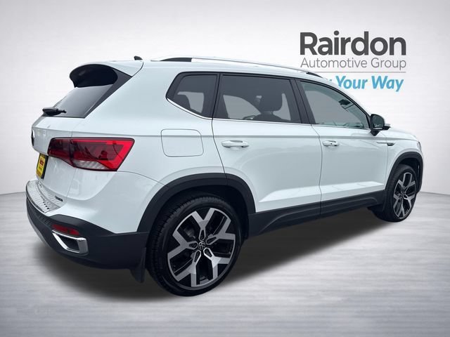 Used 2023 Pure White Volkswagen SEL image 7