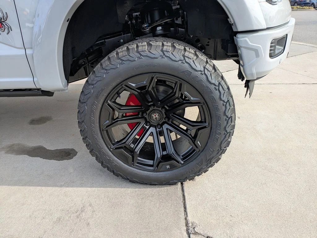 New 2026 Avalanche Ford Lariat image 10