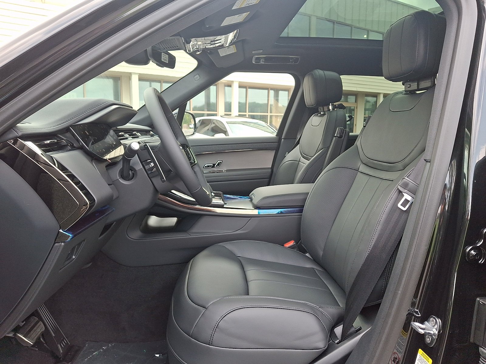 New 2026 Santorini Black Land Rover  image 13