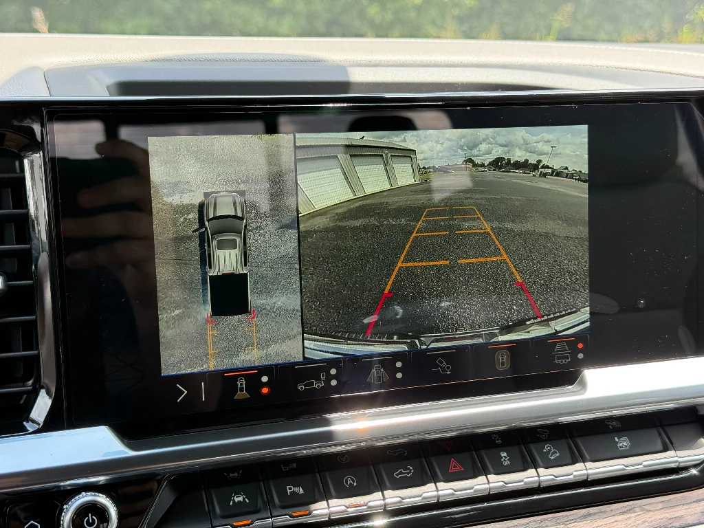 2026 GMC Sierra 1500 SLT - Photo 33