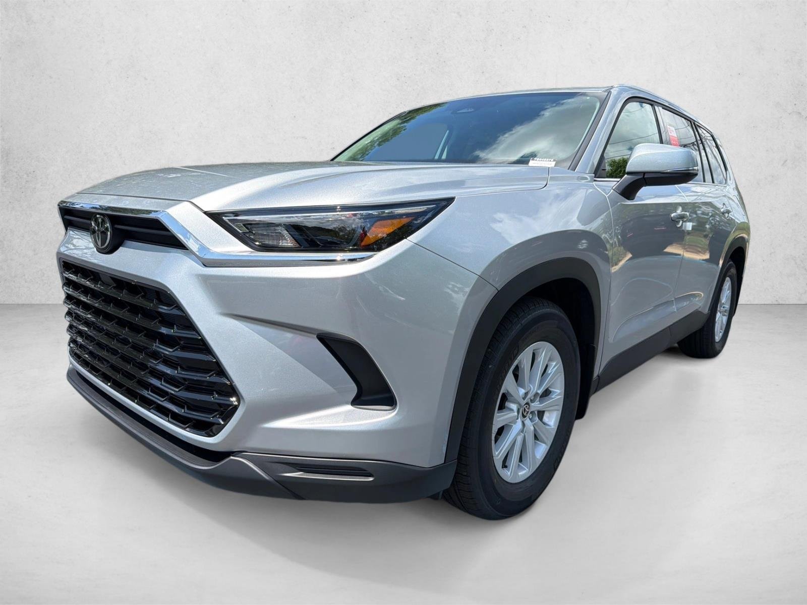 Used 2026 Celestial Silver Metallic Toyota XLE image 7