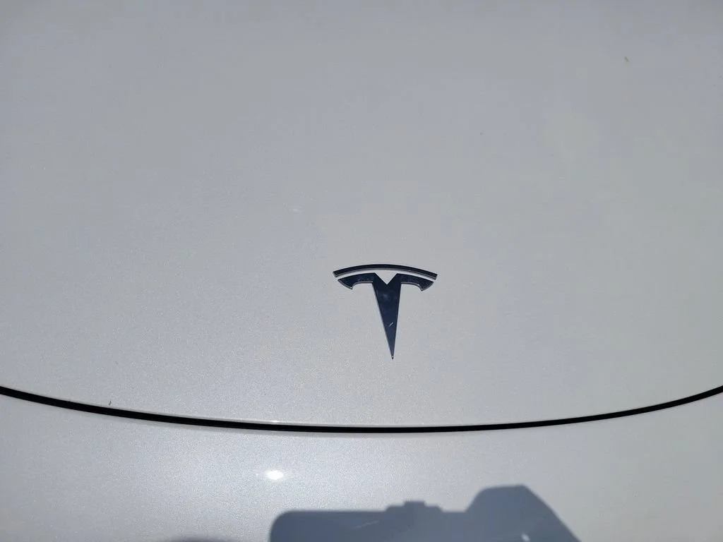 Used 2022 White Tesla RWD image 29