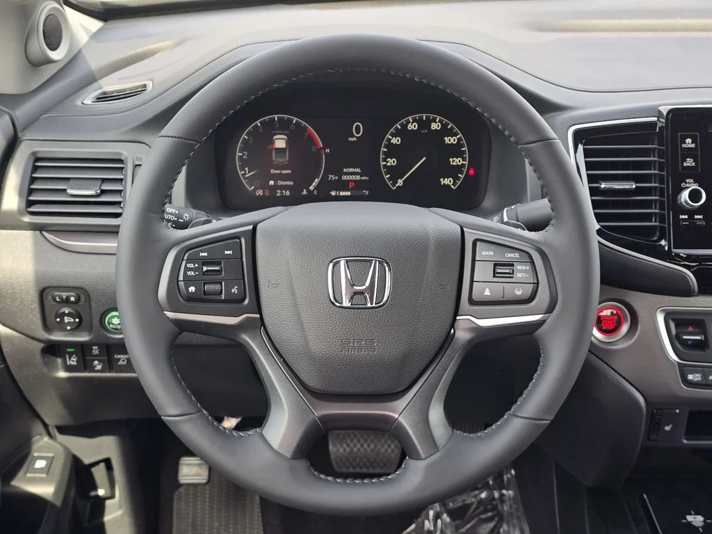 New 2026 Platinum White Pearl Honda RTL image 18