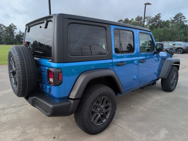 New 2026 Hydro Blue Pearl-Coat Exterior Paint Jeep Sport image 5