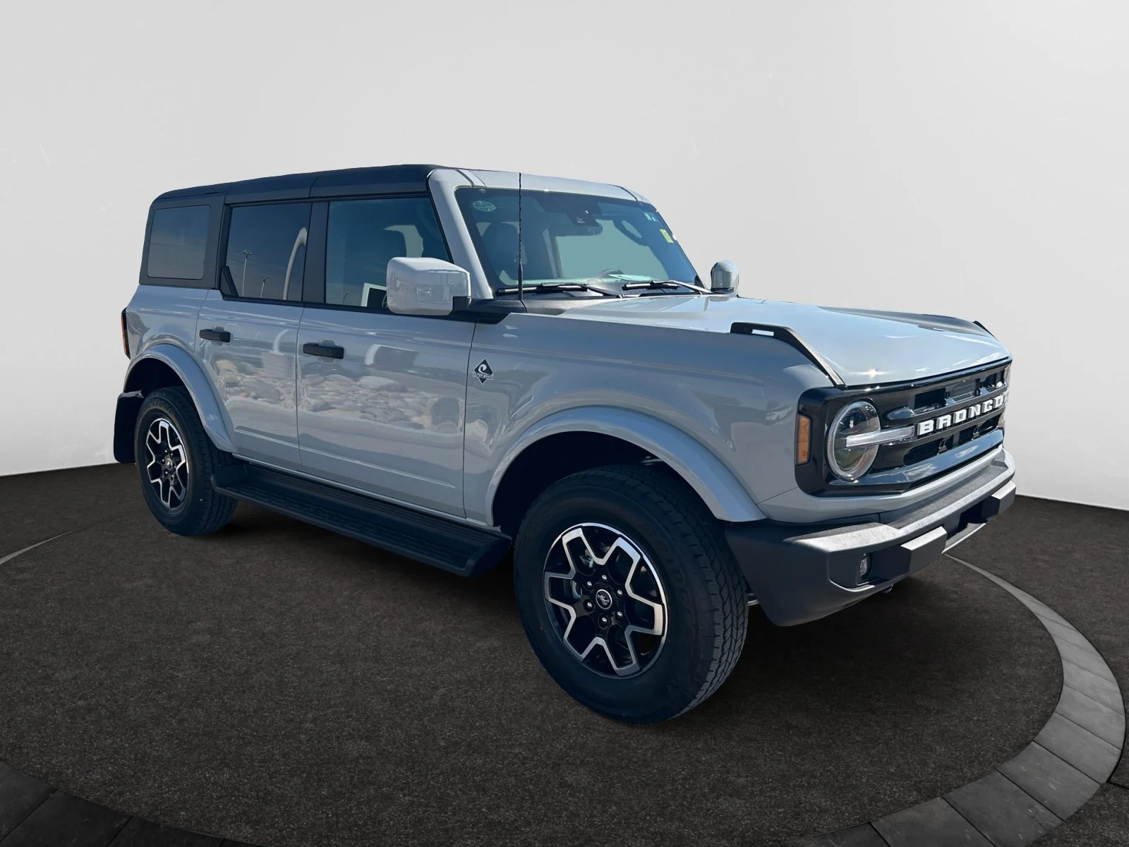 New 2026 Avalanche Grey Ford Outer Banks image 7