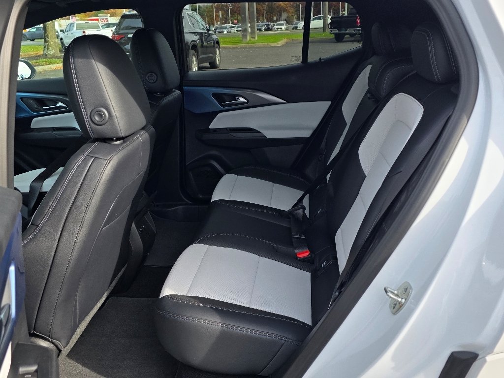 New 2026 Summit White Chevrolet LT image 12