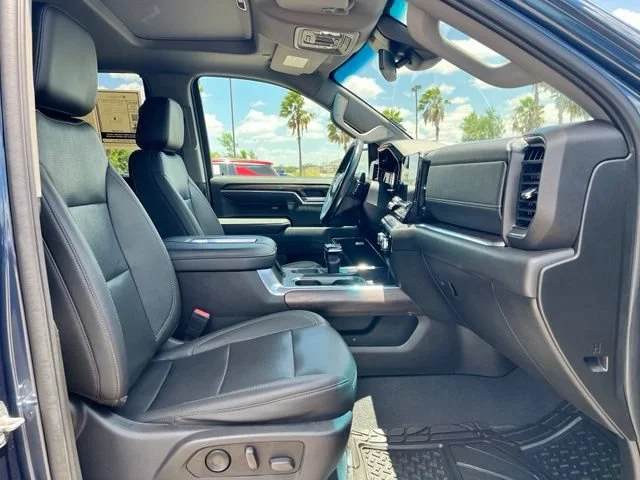 Used 2022 PACIFIC BLUE METALLIC GMC SLT image 21