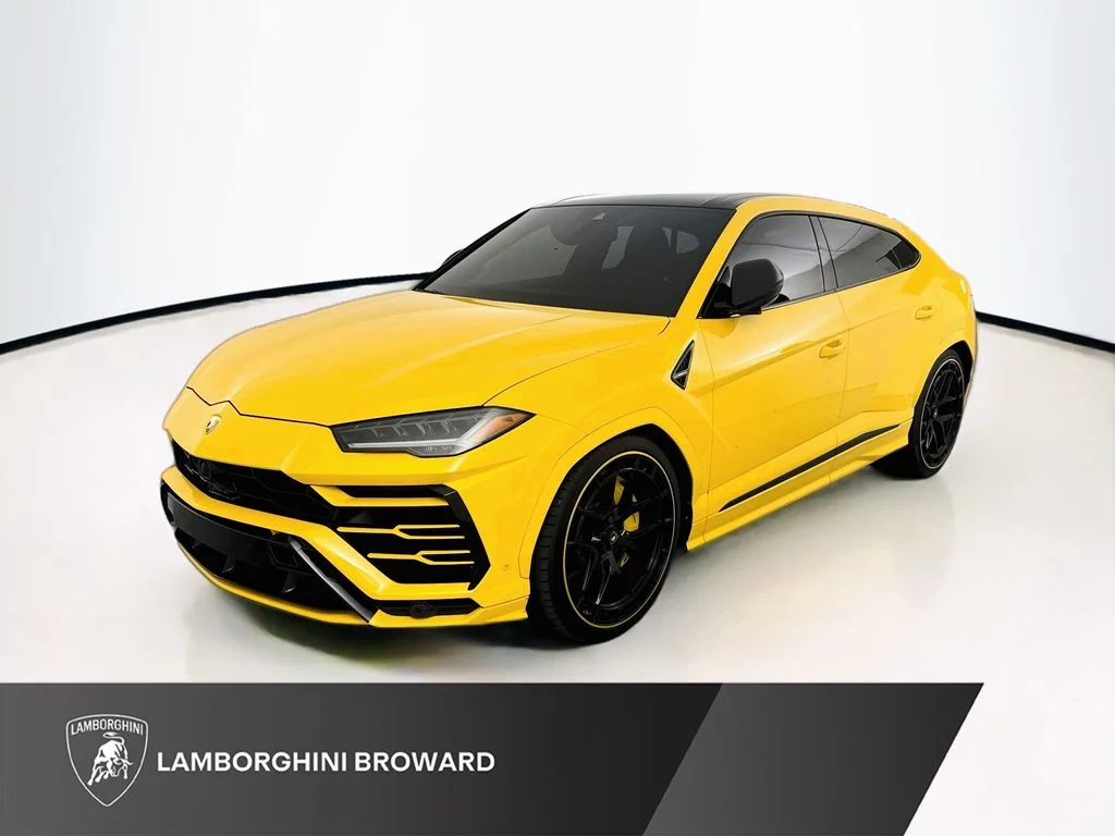 Used 2020 Gialllo Auge Lamborghini  image 1