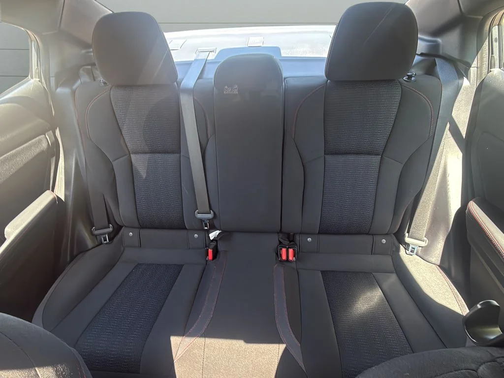 Used 2018 Gray Subaru 2.0i Sport image 16