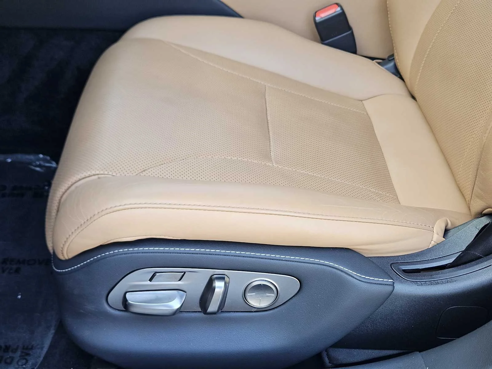Used 2021 Sonic Titanium Lexus  image 19
