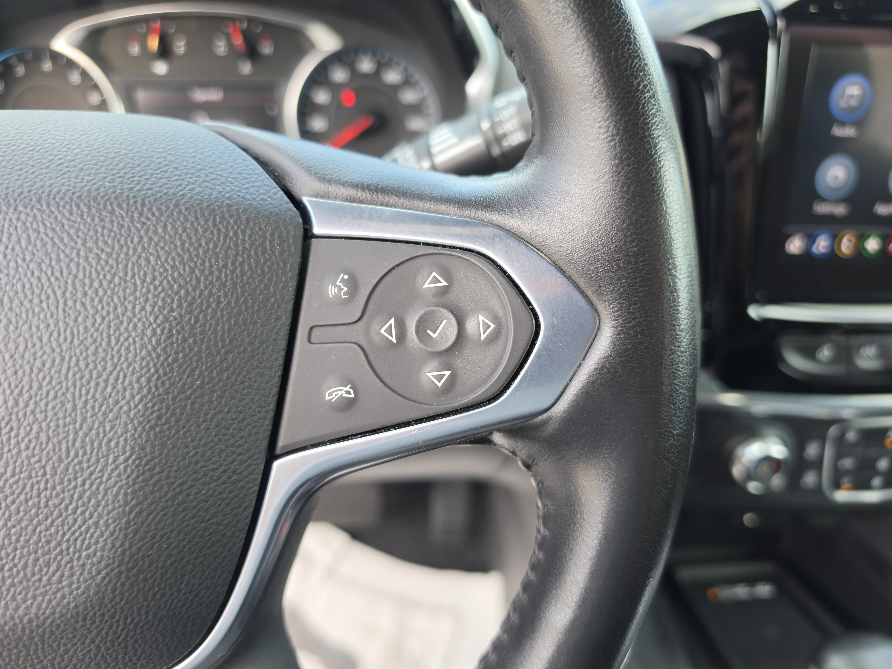 Used 2022 Black Cherry Metallic Chevrolet LT Leather image 35