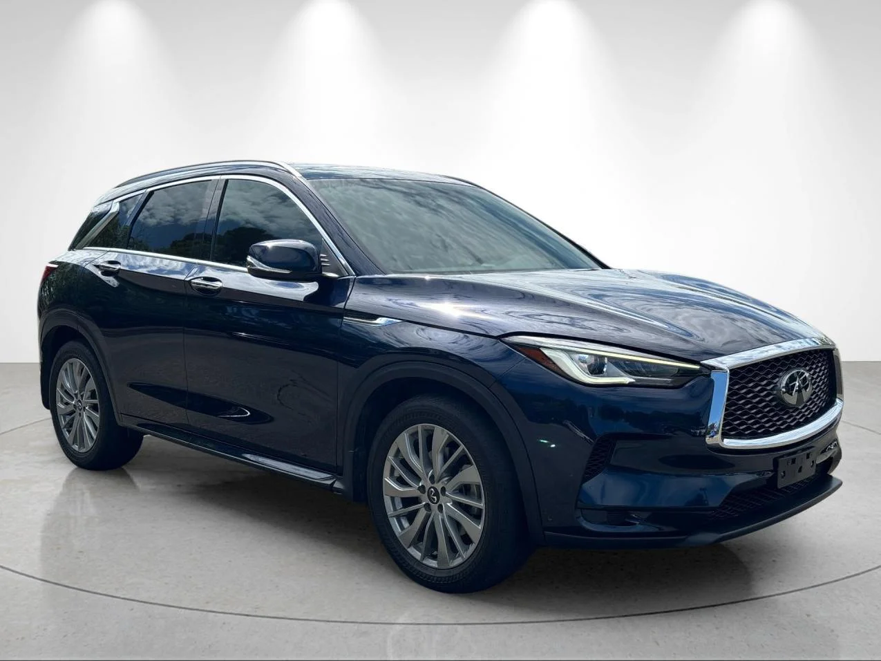 Certified Used 2023 Hermosa Blue INFINITI LUXE image 7