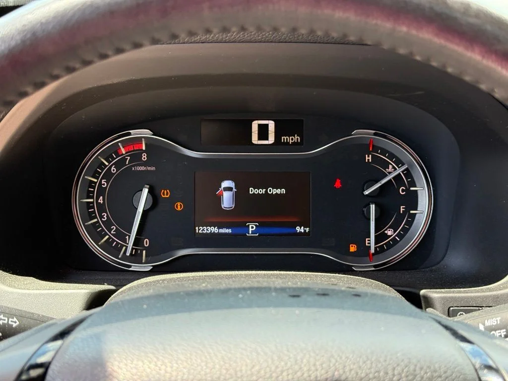 Used 2018 Blue Honda Elite image 17