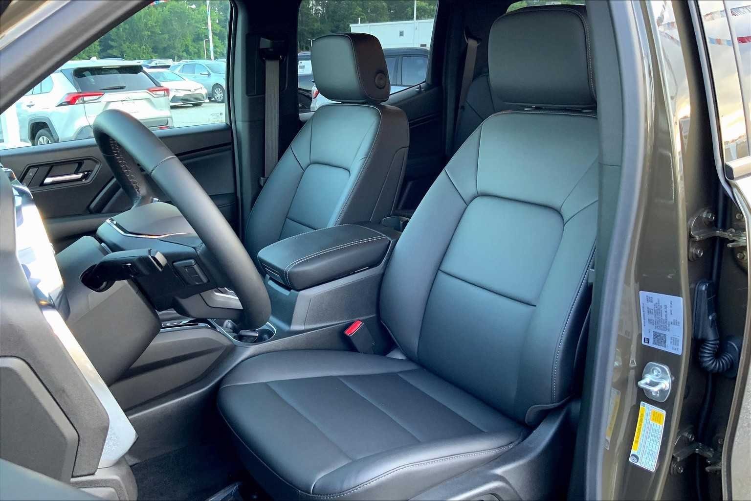 2025 GMC Canyon Elevation - Photo 9