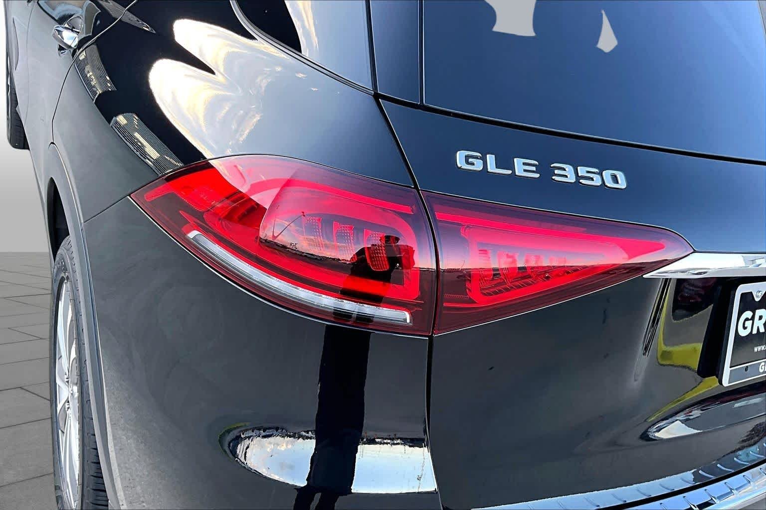 Used 2023 Black Mercedes-Benz GLE 350 image 25