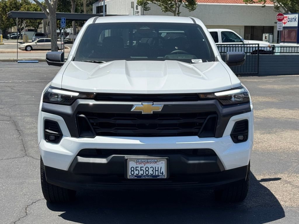 New 2025 Summit White Chevrolet WT/LT image 2