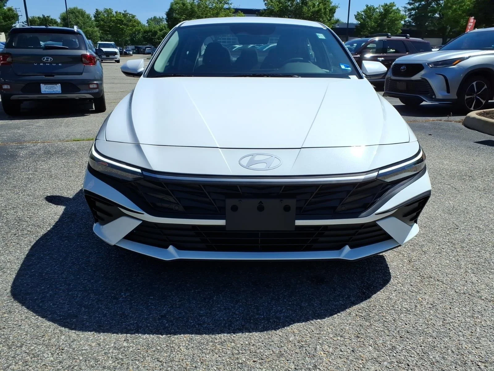 New 2026 Serenity White Pearl Hyundai SE image 2