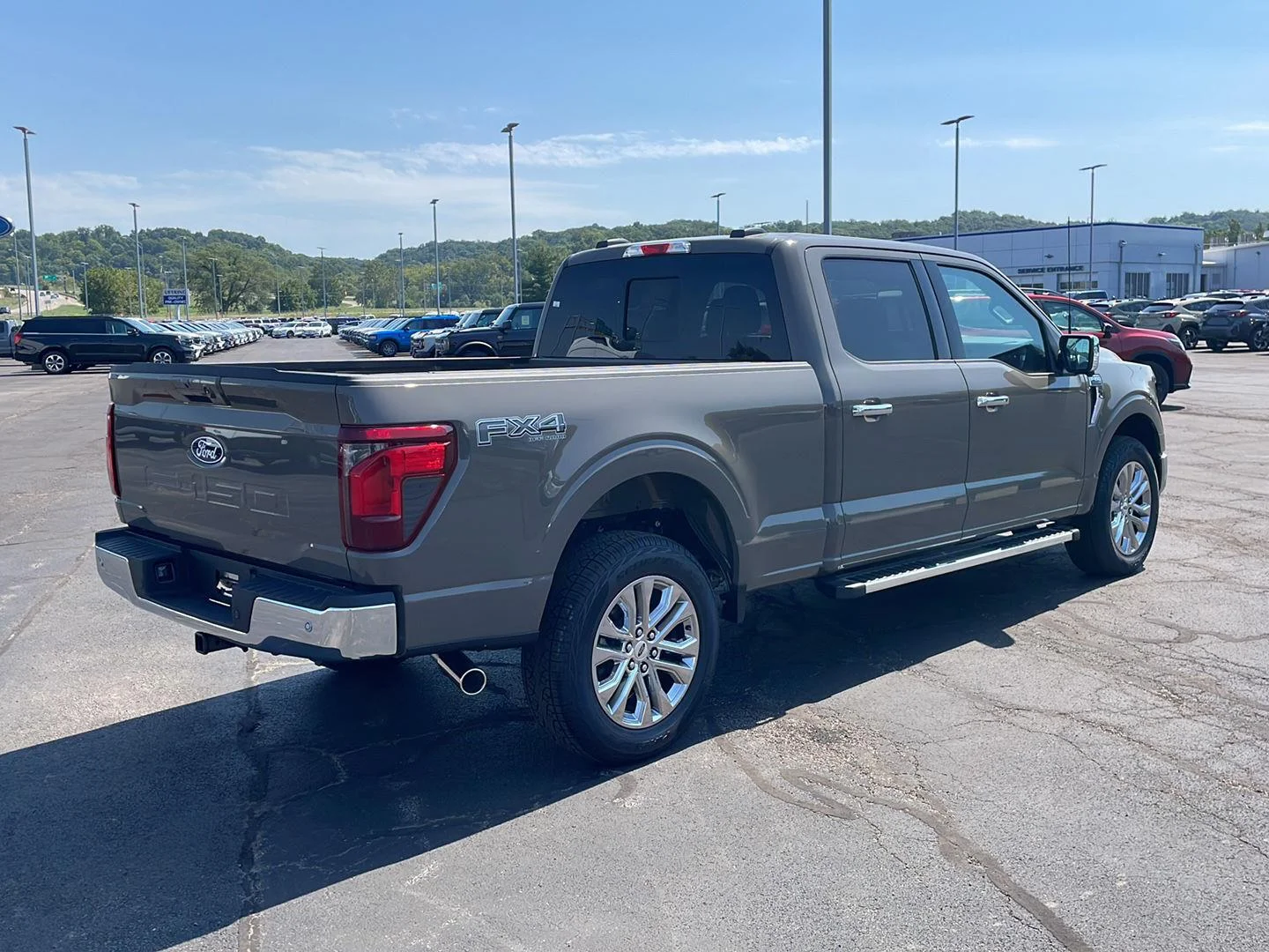 New 2026 Marsh Gray Ford XLT image 5