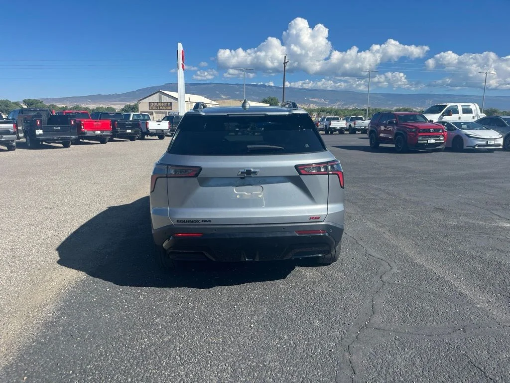 Used 2025 Sterling Gray Metallic Chevrolet RS image 5