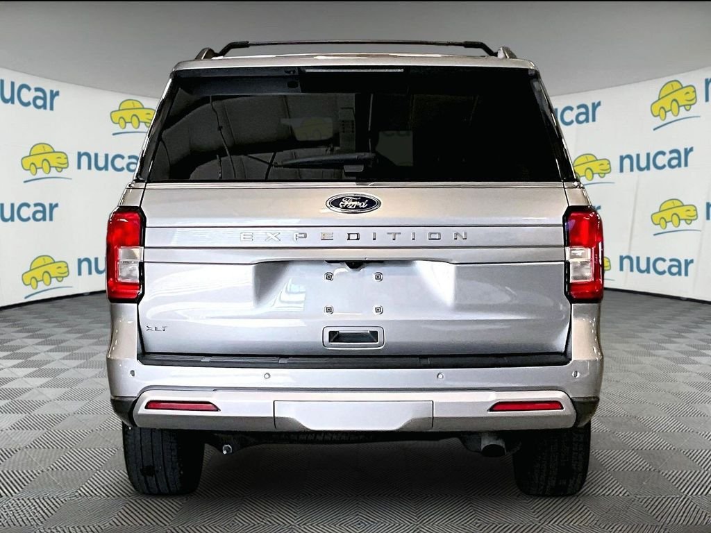 Used 2024 Silver Ford XLT image 5