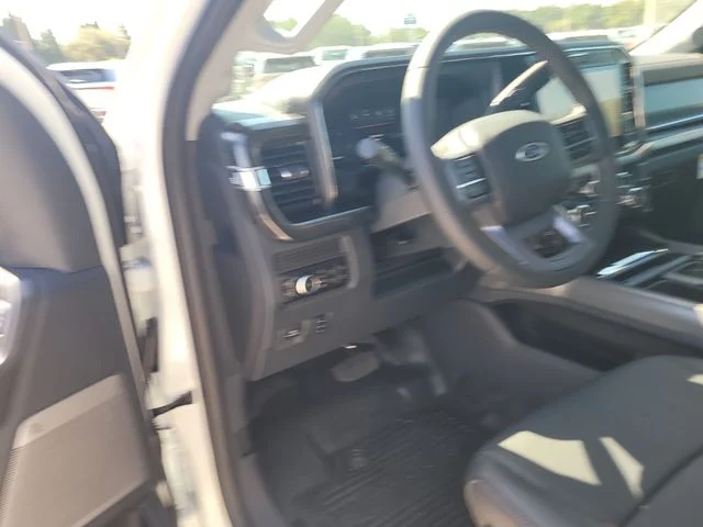 New 2026 White Metallic Ford Lariat image 19