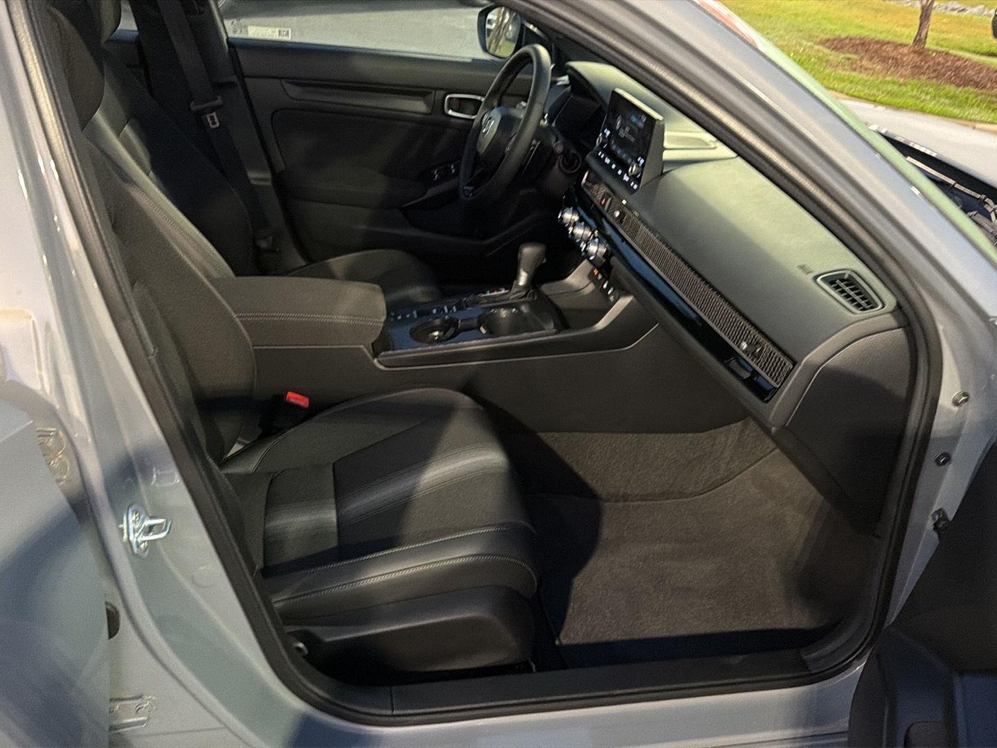 Used 2026 Urban Gray Pearl Honda Sport image 13