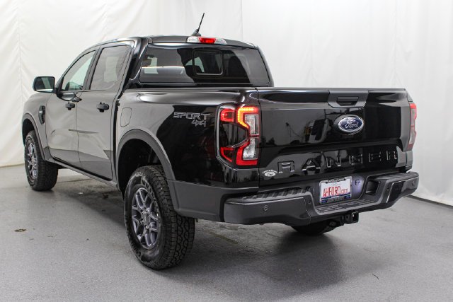 New 2026 Shadow Black Ford XLT image 5