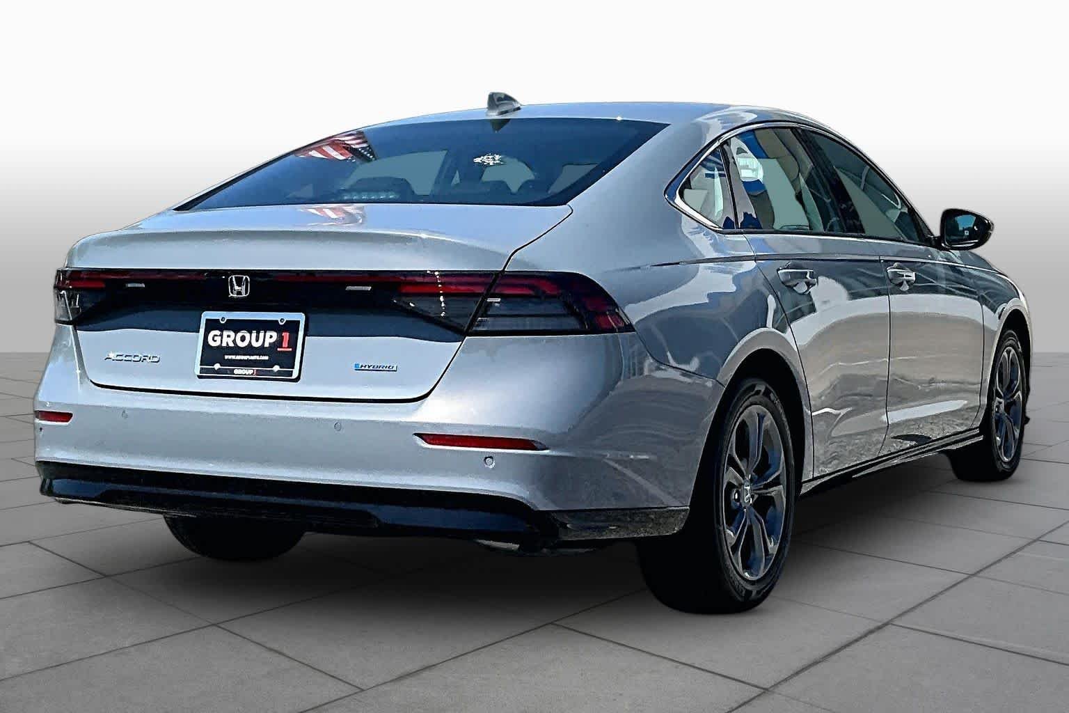 Certified Used 2026 Urban Gray Pearl Honda EX-L image 13