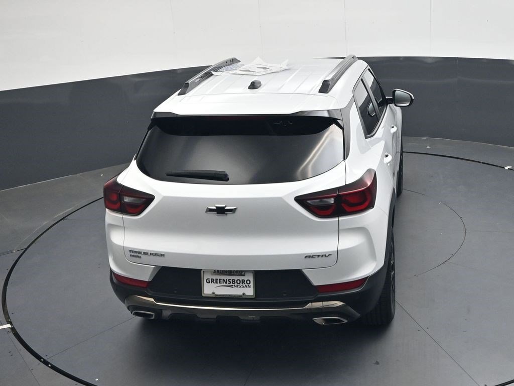 Used 2024 Summit White Chevrolet ACTIV image 24