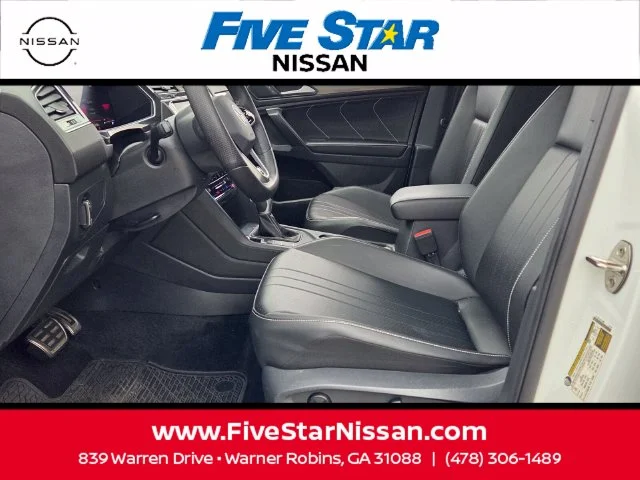 Used 2024 White Volkswagen 2.0T SE R-Line Black image 5