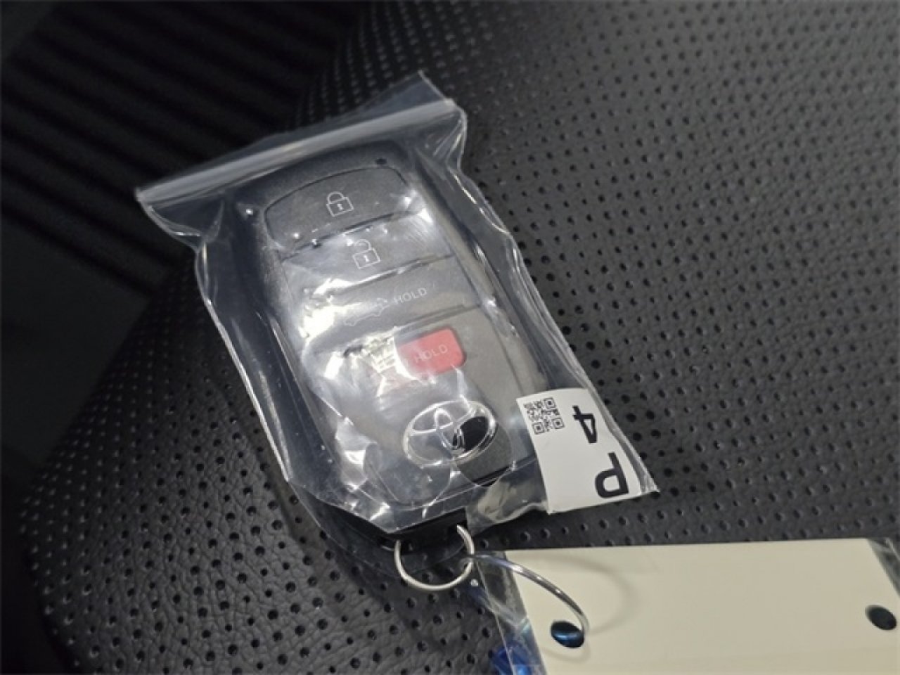 2026 Toyota Tundra Platinum - Photo 40