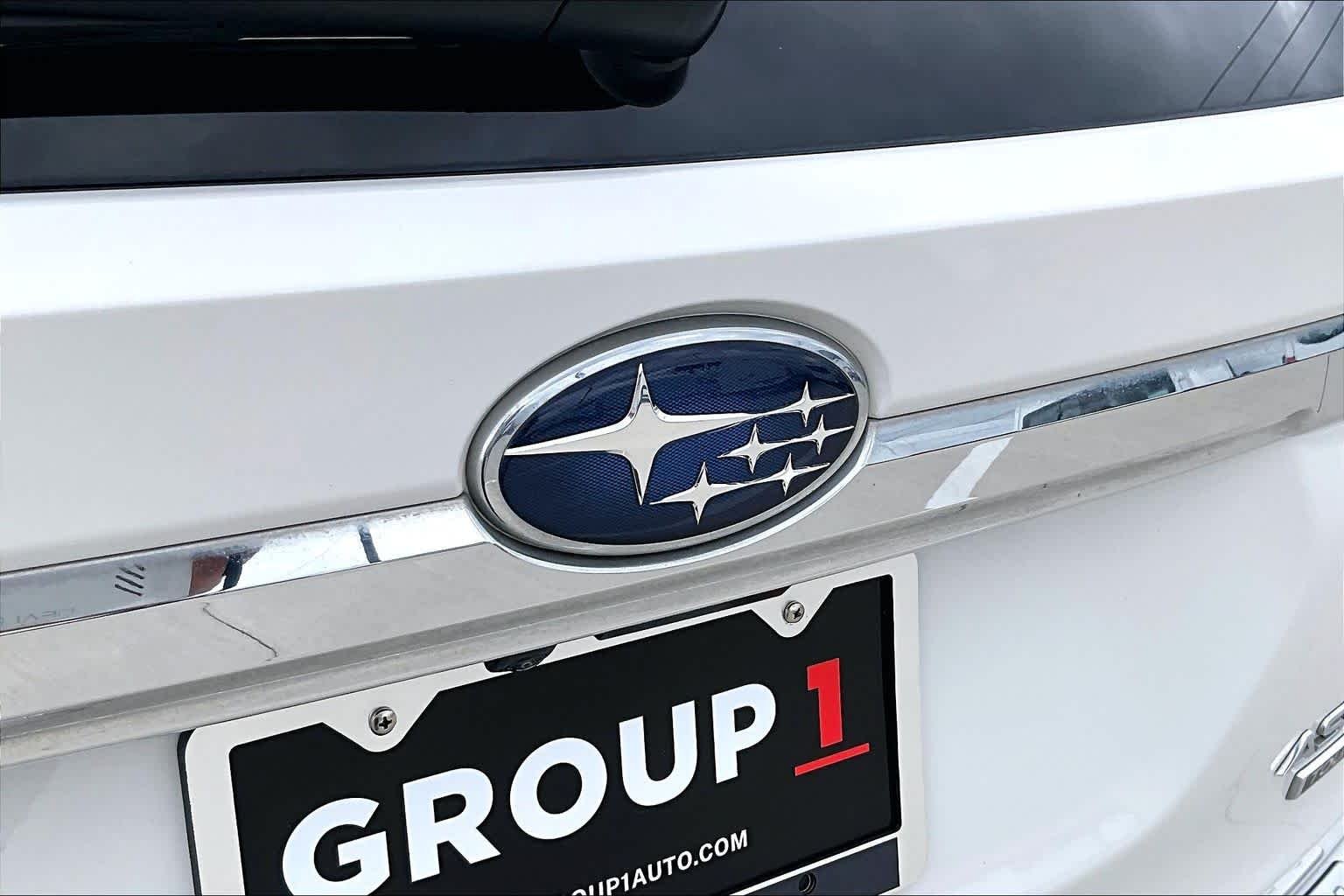Used 2025 Crystal White Pearl Subaru Touring image 10