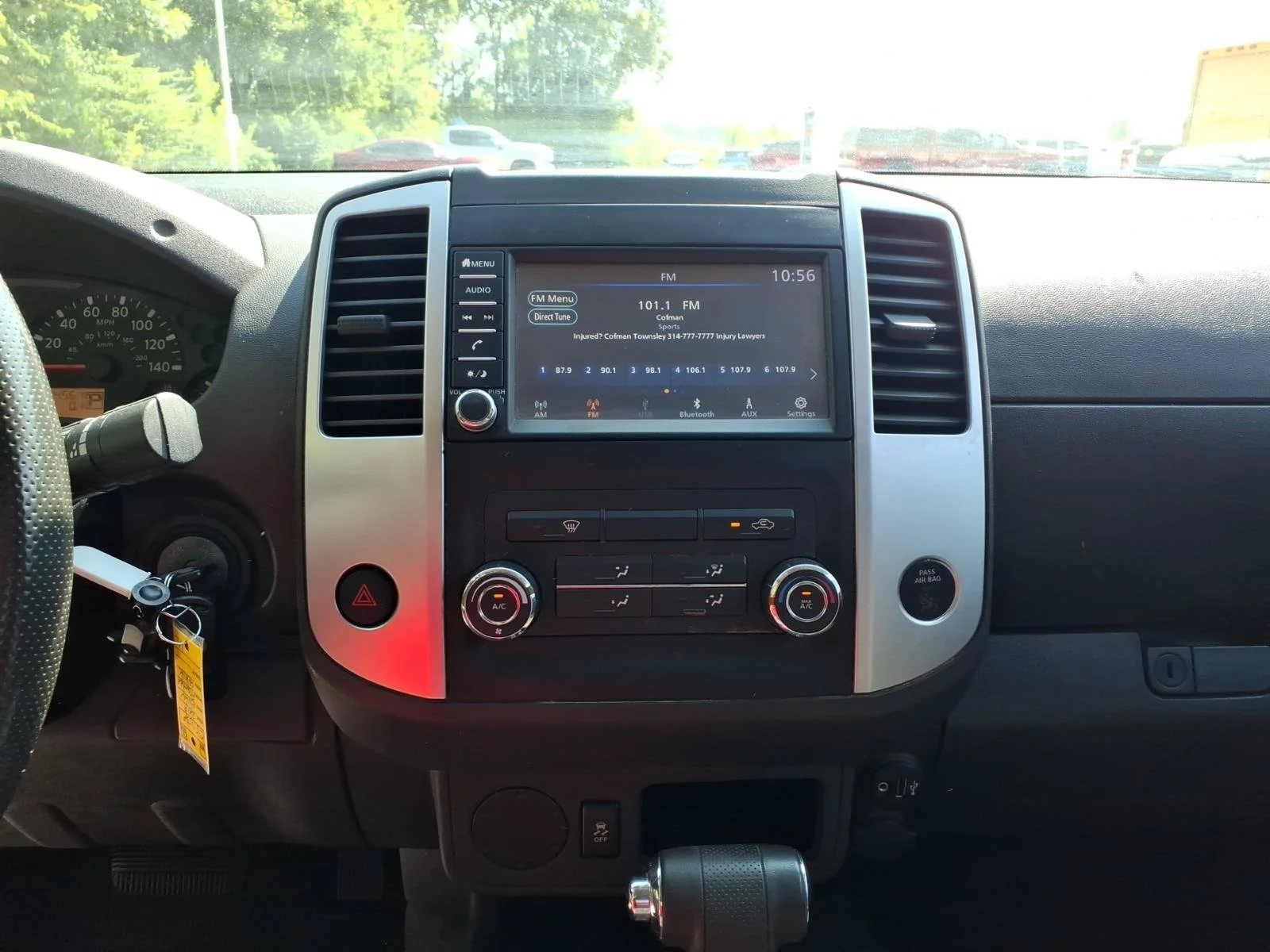 Used 2019 Glacier White Nissan SV image 9
