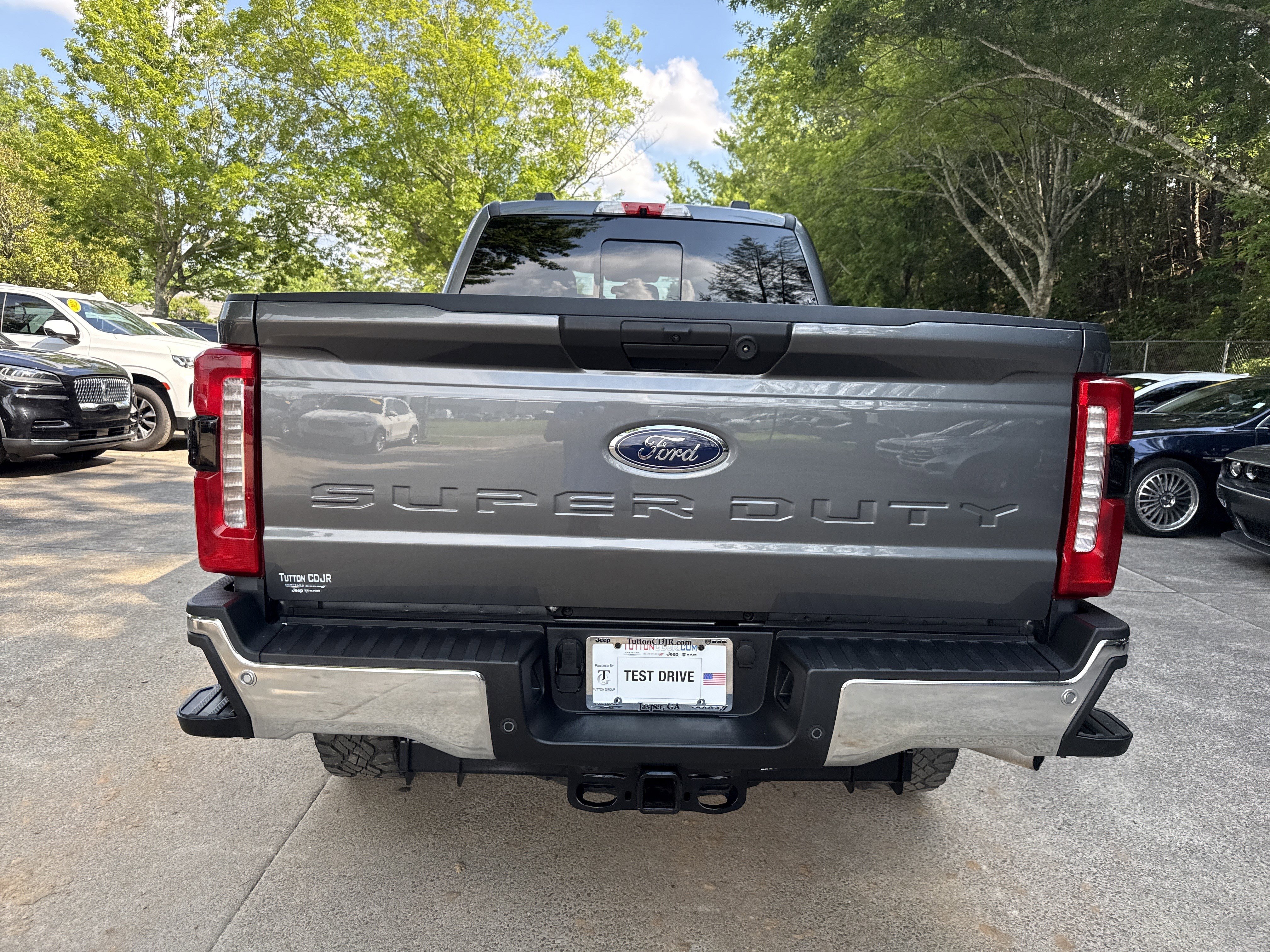 Used 2025 Gray Metallic Ford XLT image 6