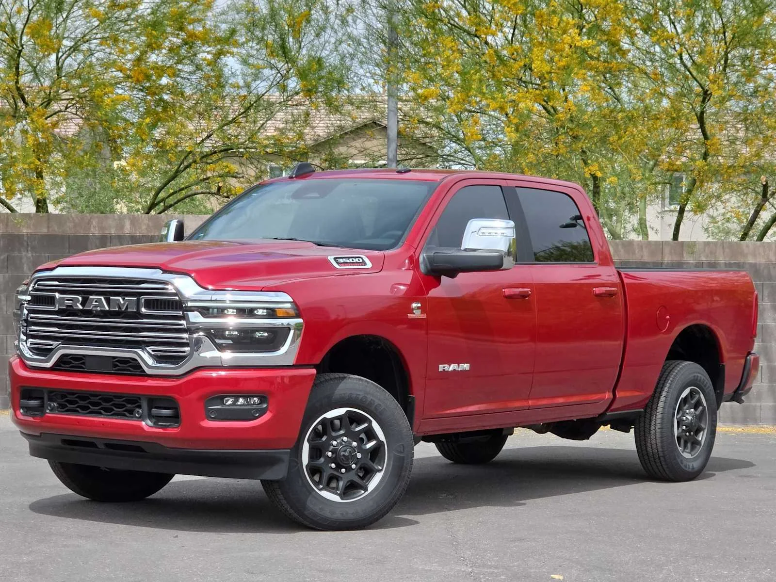2026 RAM 3500 Laramie - Photo 31