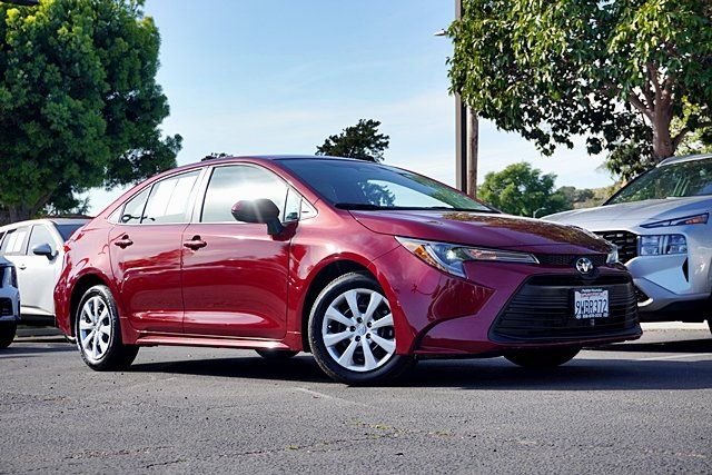 Used 2026  Toyota LE image 1