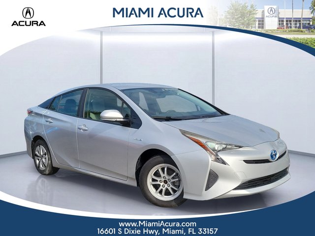 2016 Toyota Prius Three