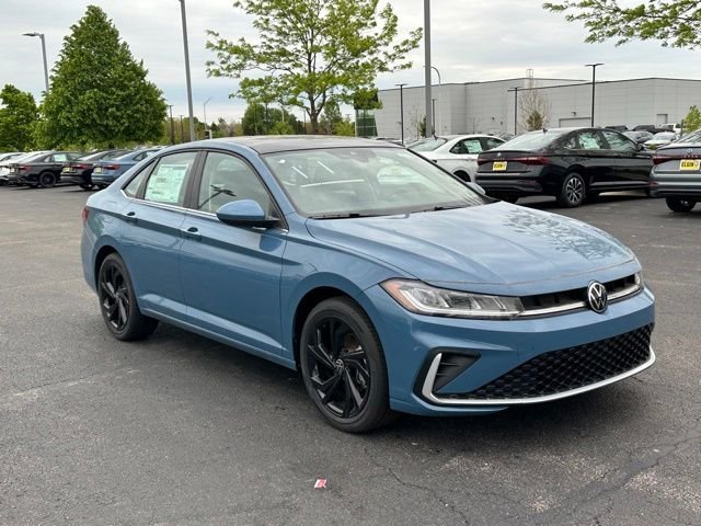New 2026 Monterey Blue Pearl Volkswagen 1.5T SE image 3