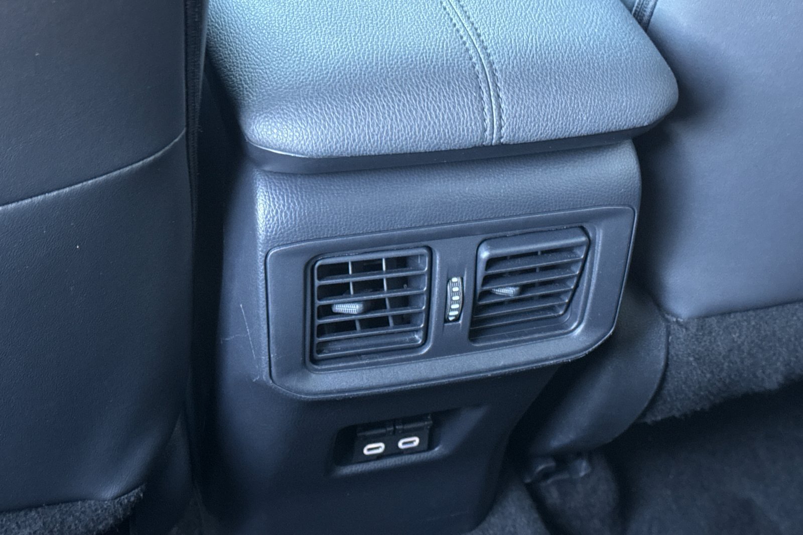 Used 2025 Gray Toyota XLE Premium image 13