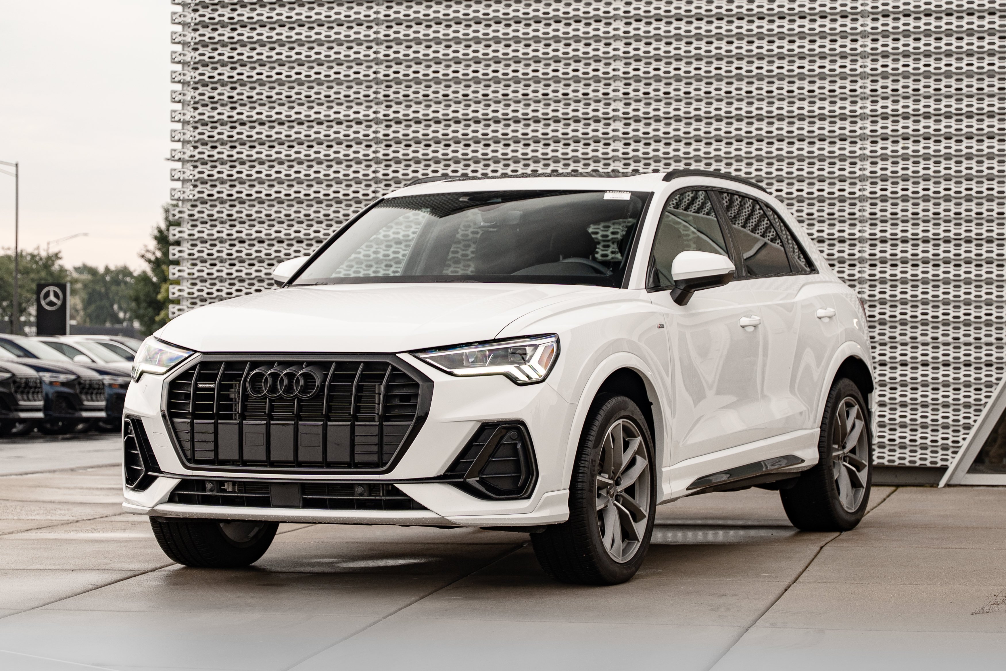 Certified Used 2025 Arkona White Audi S line Premium image 7