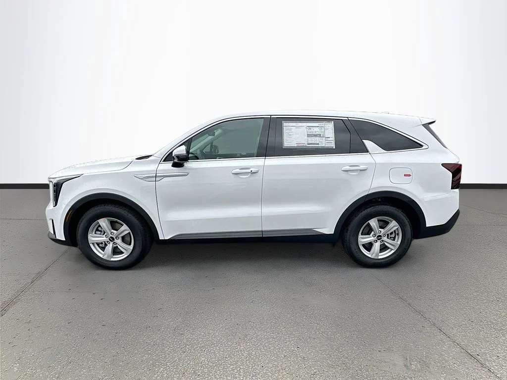 New 2026 Glacial White Pearl Kia LX image 4