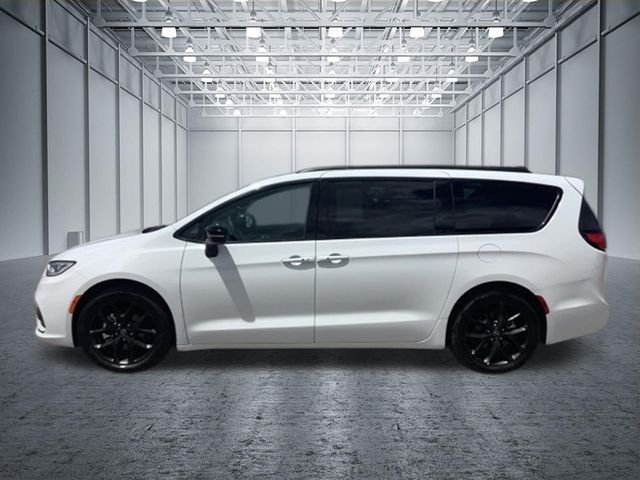 2025 Chrysler Pacifica Limited - Photo 2