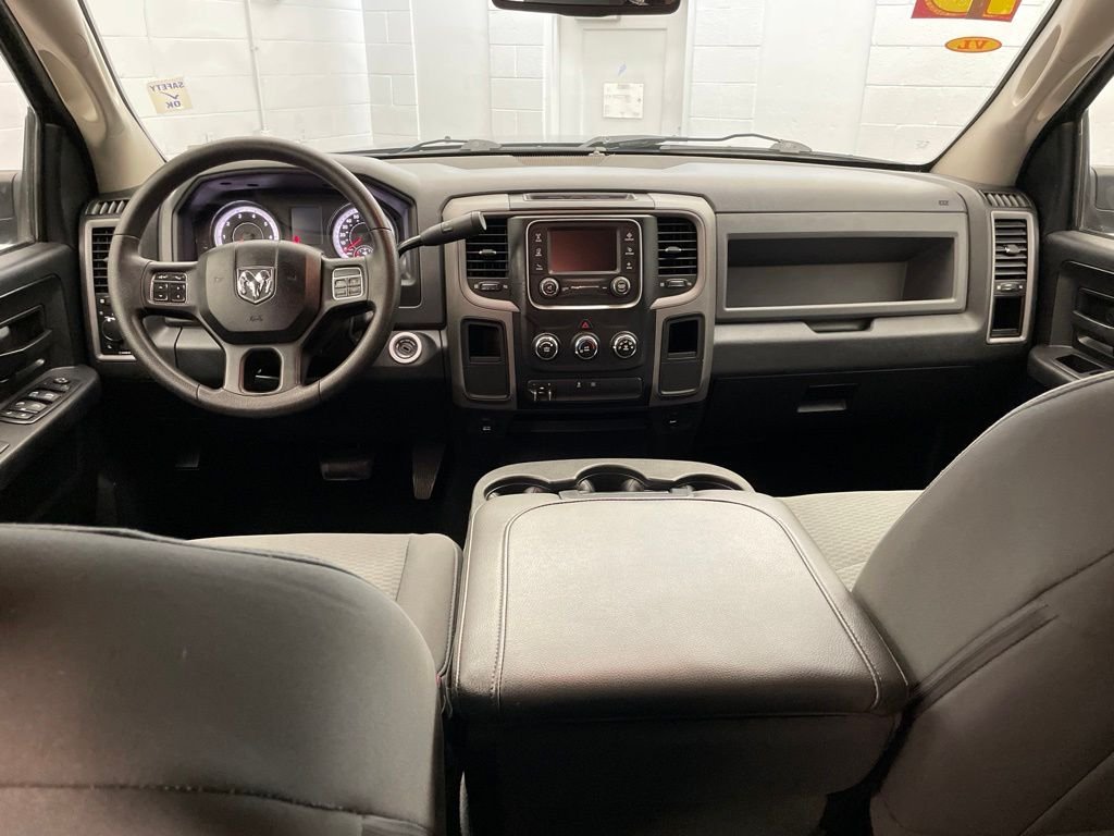 Used 2015 Gray Ram Tradesman image 14