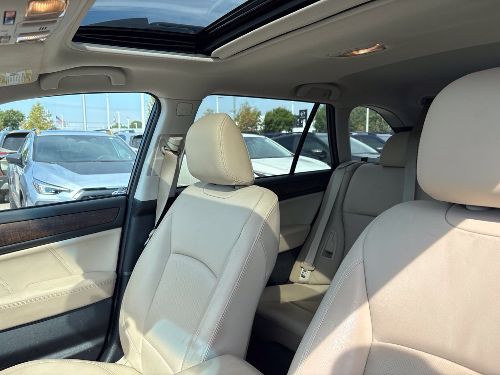 Used 2018 Blue Subaru 2.5i image 4
