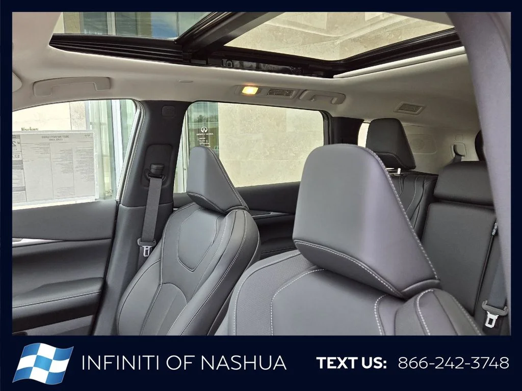 New 2027 GRAPHITE SHADOW INFINITI Luxe AWD image 6