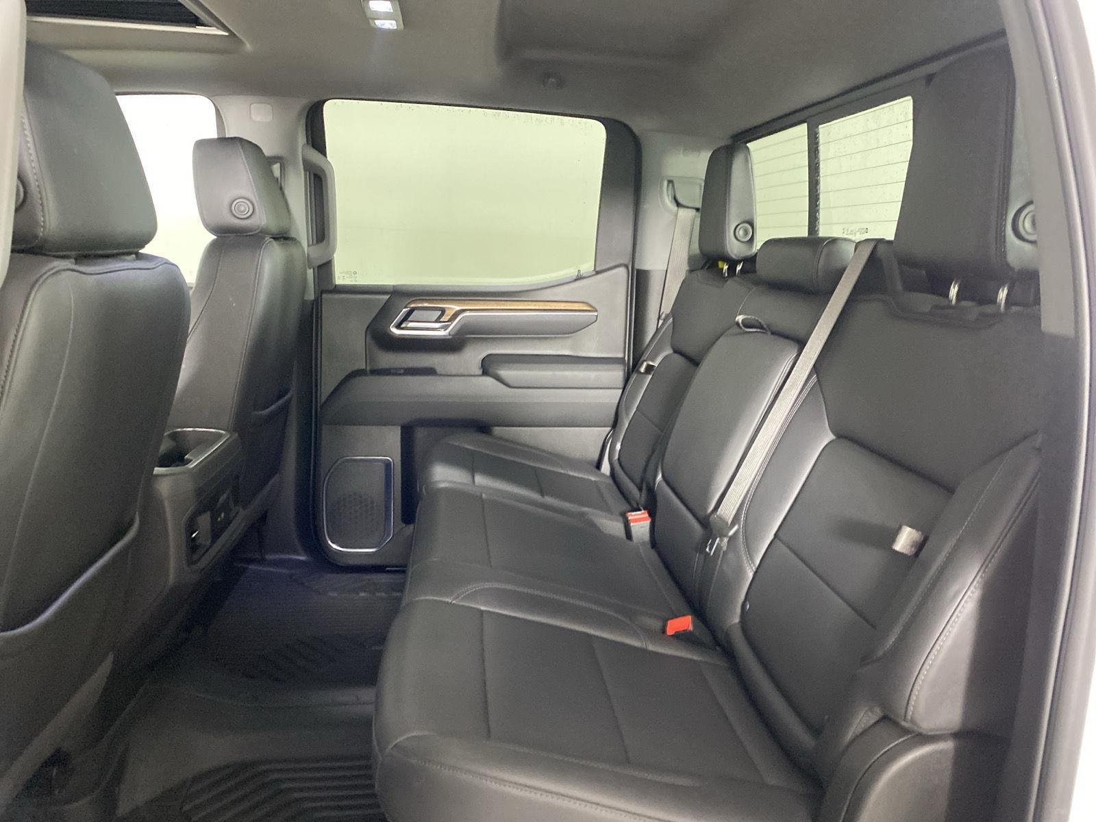 Used 2025 Summit White Chevrolet LT Trail Boss image 25
