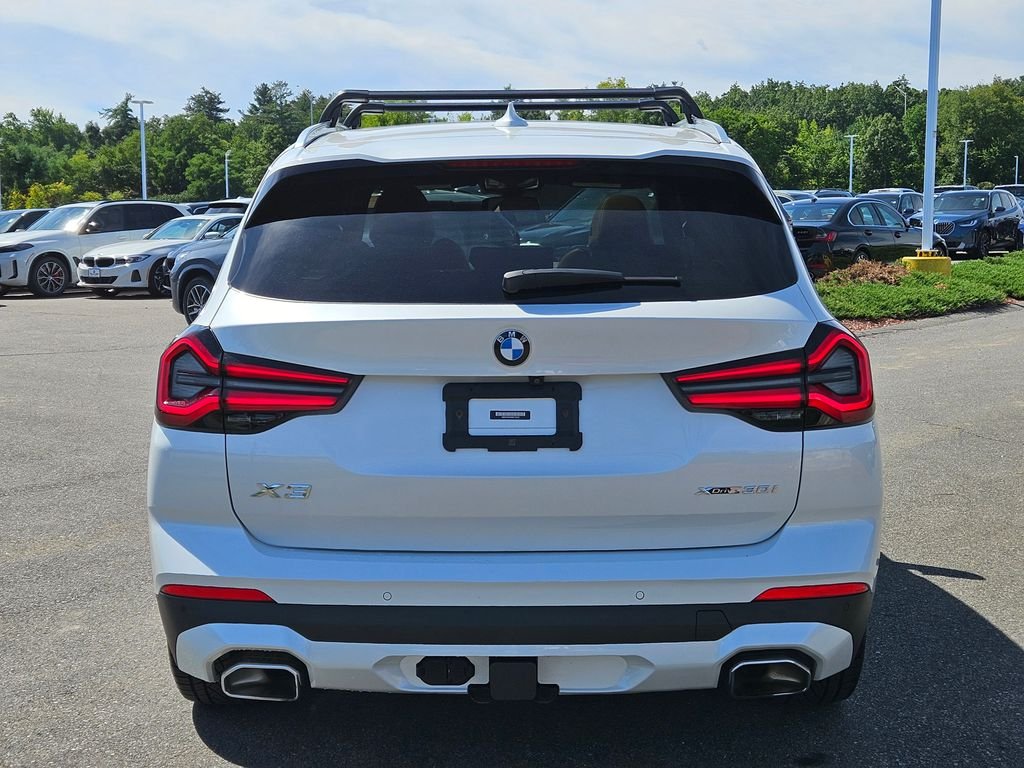 Used 2022 Mineral White Metallic BMW xDrive30i image 6